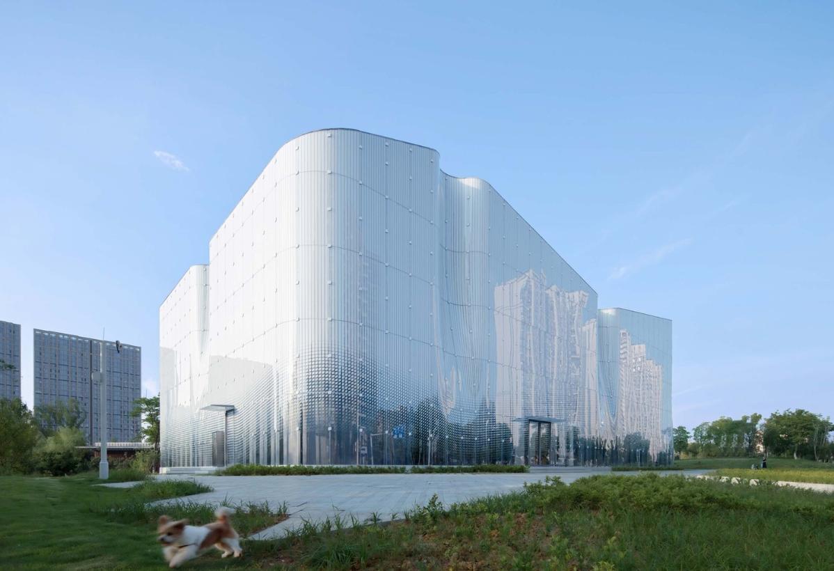 勻質(zhì)、柔和而多變的立面漸變層次，Homogeneous__soft_and_dynamic_facade_?存在建筑.jpg